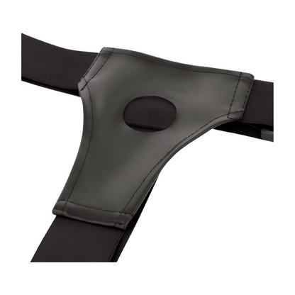 HARNESS ATTRACTION penisjätke strap-on Blake 15,5 cm, realistinen muoto ja säädettävä hihna, kiinnitettynä valokuvassa.