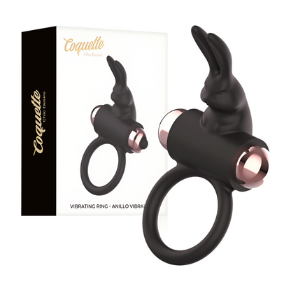 COQUETTE TOYS Penisrengas Vibraattori Chic, elastinen ja vibraattorilla varustettu penis rengas, suunniteltu erojen lisäämiseen.